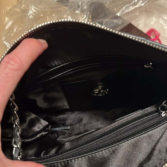 DKNY charcoal grey leather shoulder bag & wallet - Picture 4 of 10